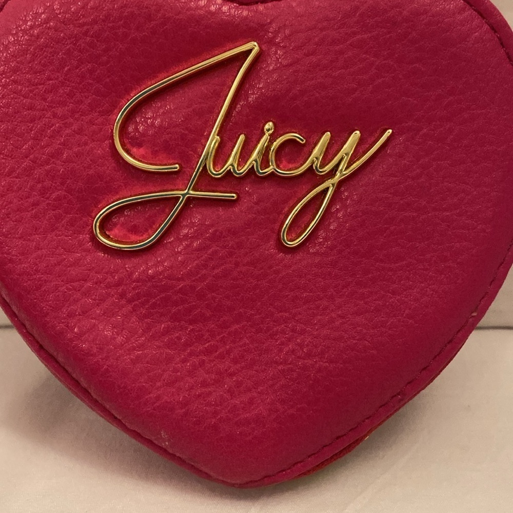 Juicy Couture Fuchsia Heart Wristlet - Picture 2 of 9